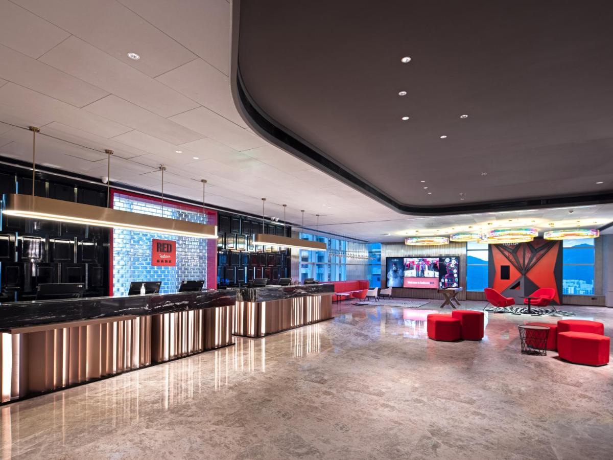 Radisson Red Hotel Zhuhai Gongbei Port Экстерьер фото